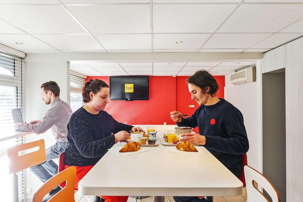 Premiere Classe Montelimar Nord - A7 Sortie 17 Les Tourrettes Exteriör bild